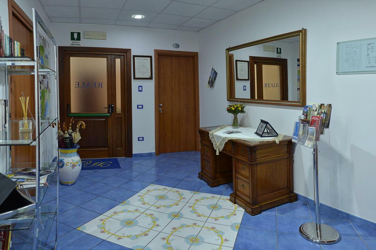 Hotel Pensione Reale Maiori Exterior photo